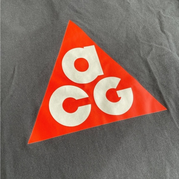 Like New Nike SB ACG Mens XL Black Anthracite Long-Sleeve T-Shirt DC4079-010 - Picture 3 of 12